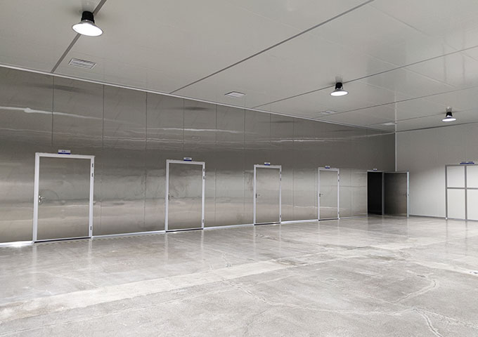 九尺臘肉項目廠房裝修現(xiàn)場