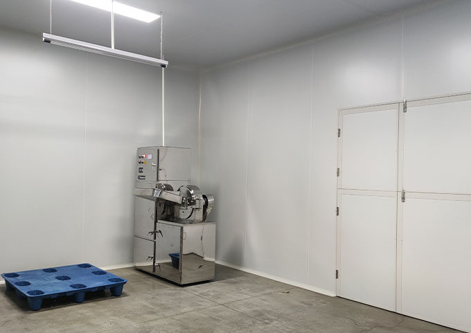 成都渝勇強食品有限公司廠房裝修現(xiàn)場